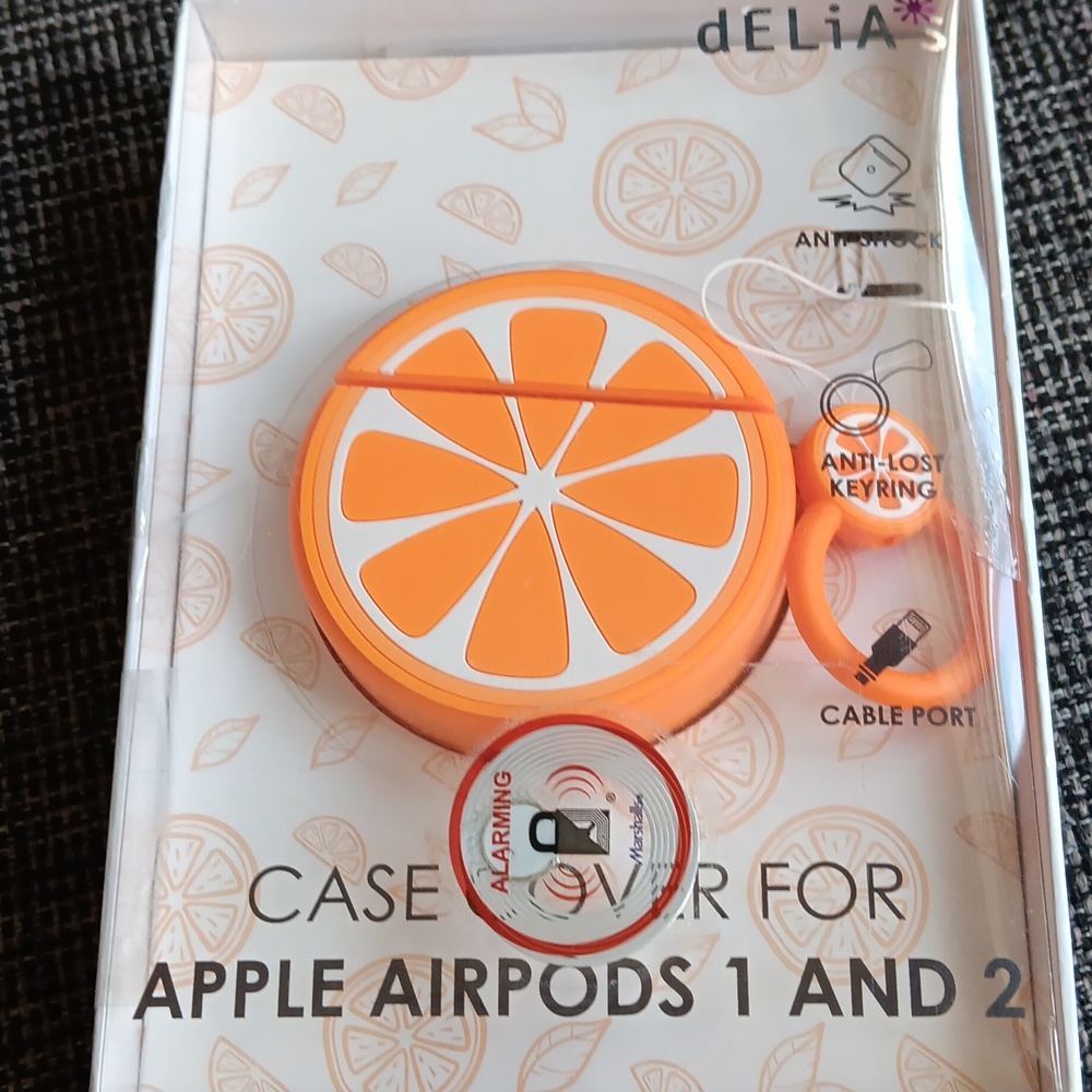Case cover for Apple Airpods 1 and 2.